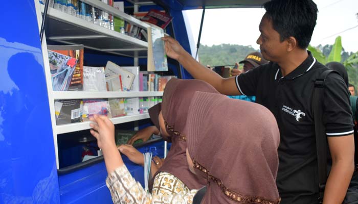 Perpusling Salurkan Hobi Membaca