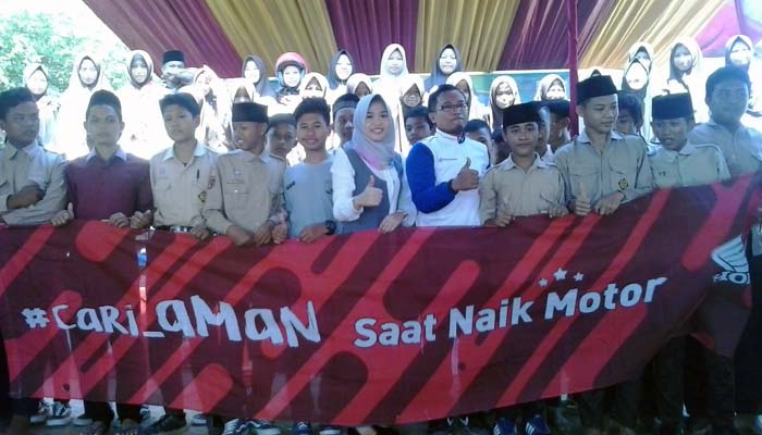 Gelar Safety Riding Bagi Pelajar