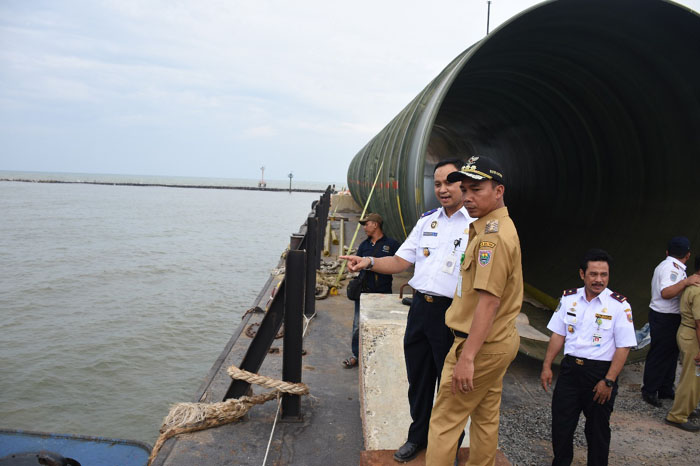 Pelabuhan Niaga