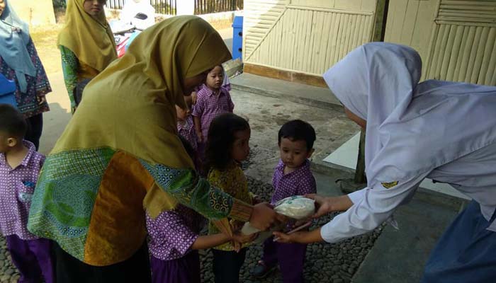 Isi Ramadan dengan Tahfidz dan Berbagi Zakat