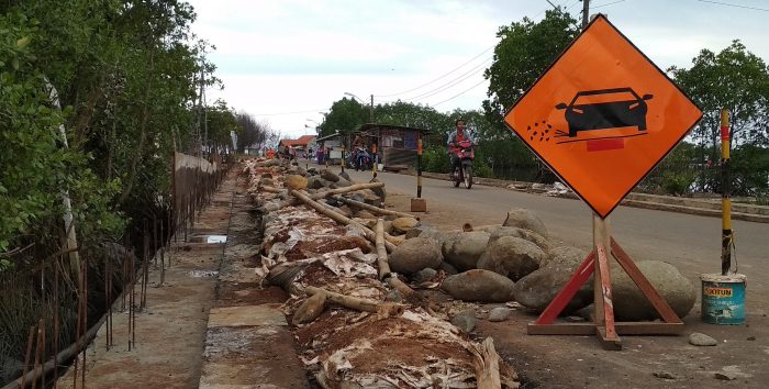 5 HL - Kelanjutan Parapet Jl Kunti Dipertanyakan (1)