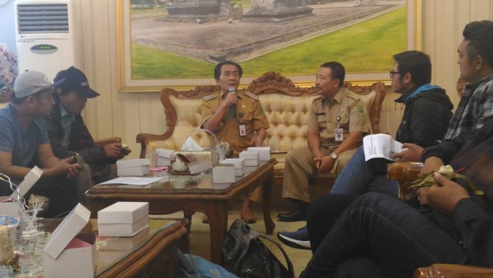 Halangi Keterbukaan Informasi, Bupati Dilaporkan ke Ombudsman