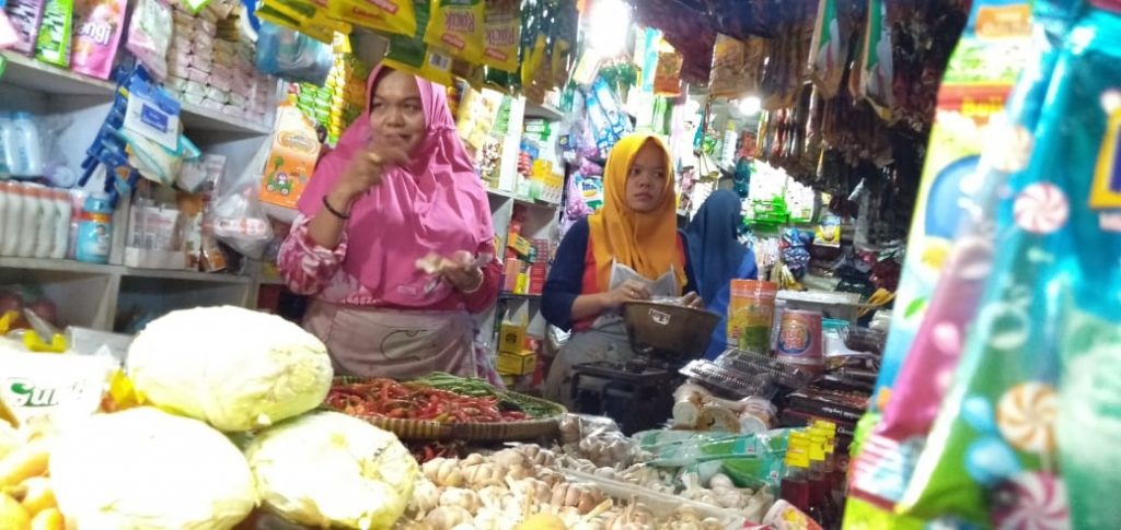 Sepekan Ramadan, Harga Kebutuhan Terus Naik