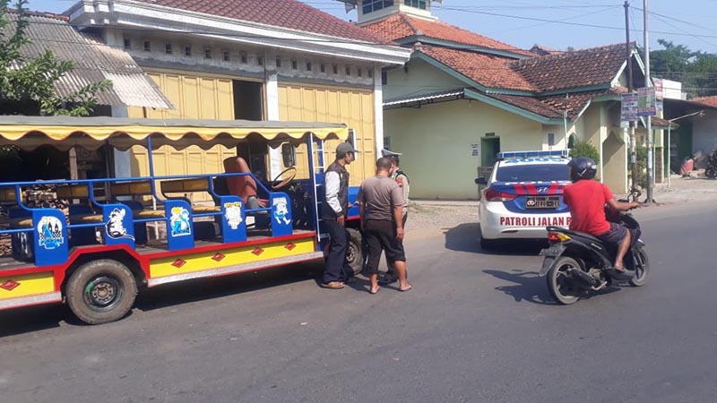 Tak Sesuai Spek, Satlantas Tahan Odong odong